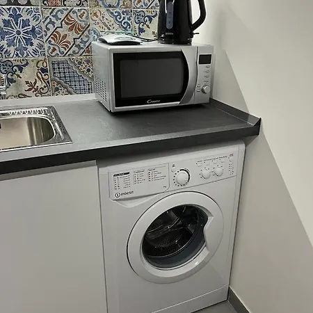 Casina Al 32 * Палермо